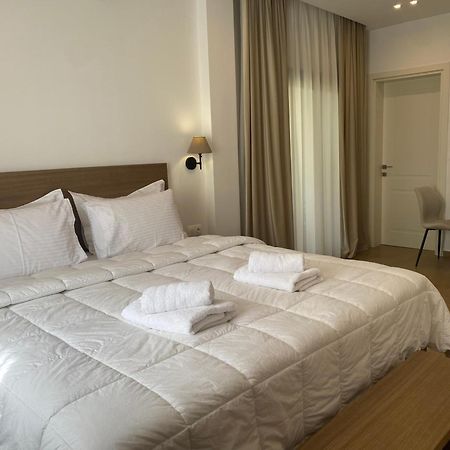 Lithos Apartment Loutraki  Bagian luar foto