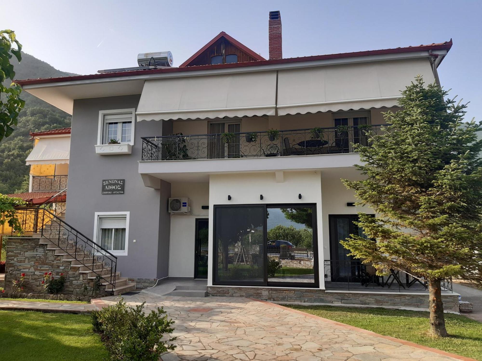 Lithos Apartment Loutraki  Bagian luar foto