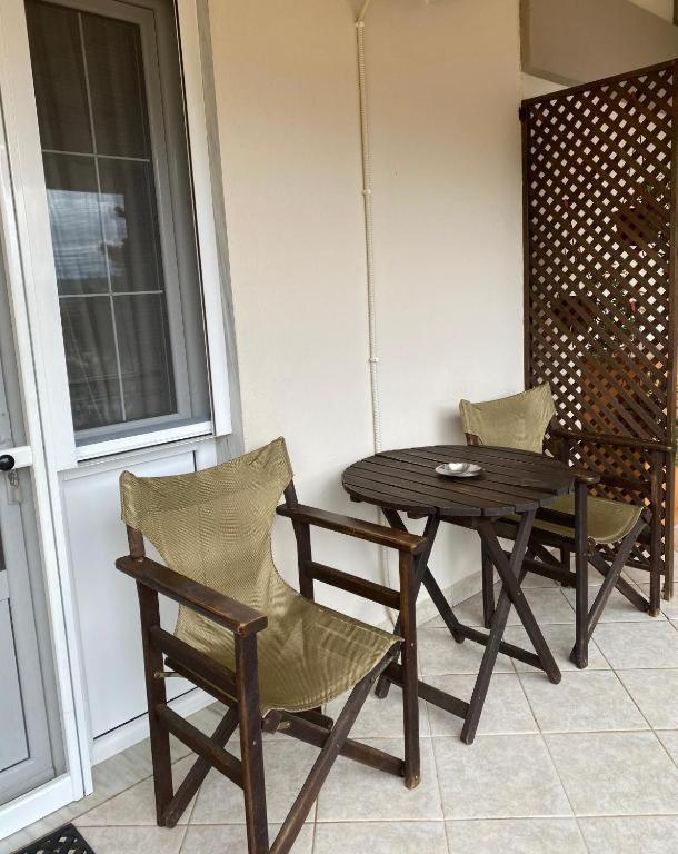 Lithos Apartment Loutraki  Bagian luar foto