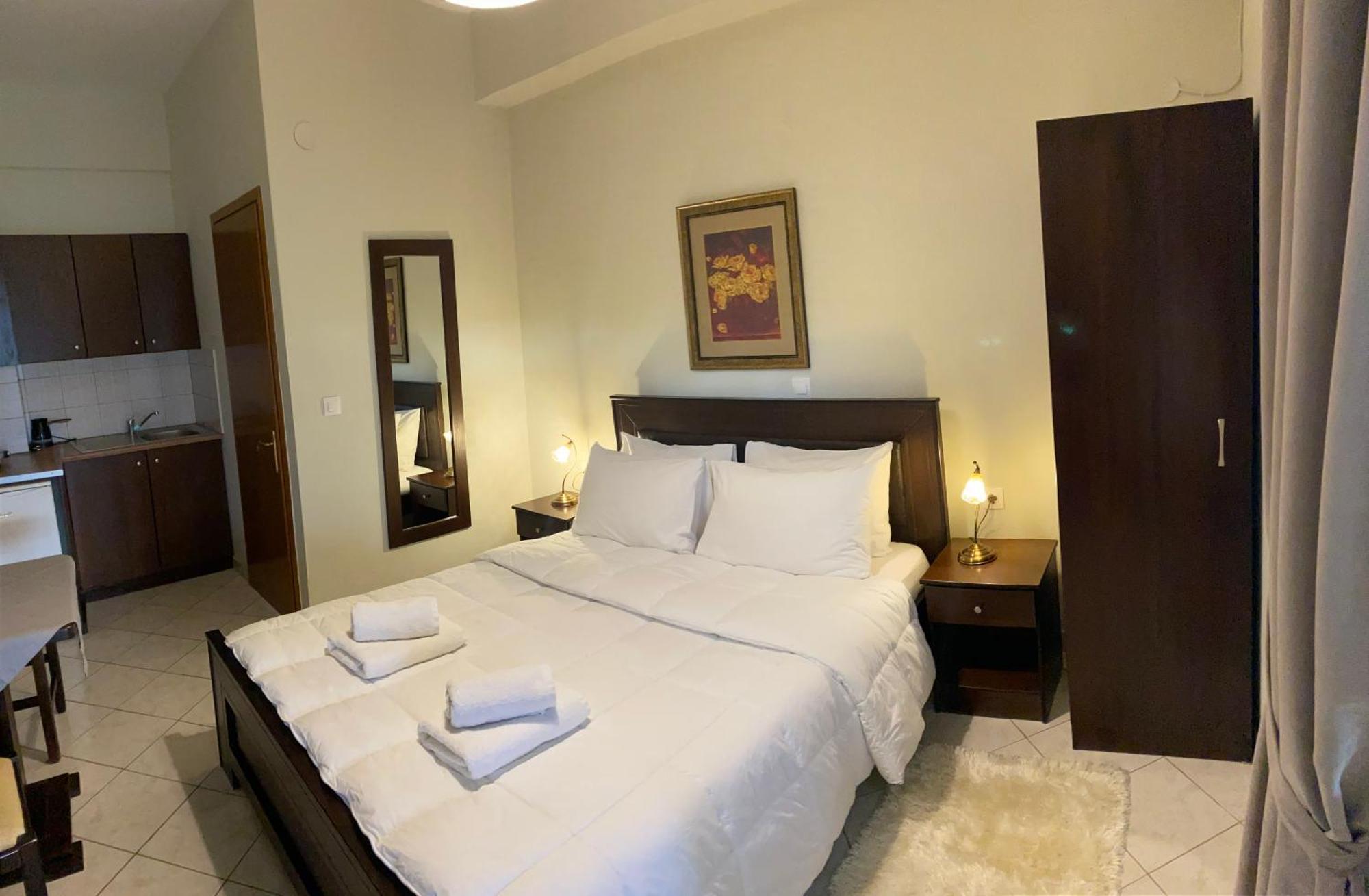 Lithos Apartment Loutraki  Bagian luar foto