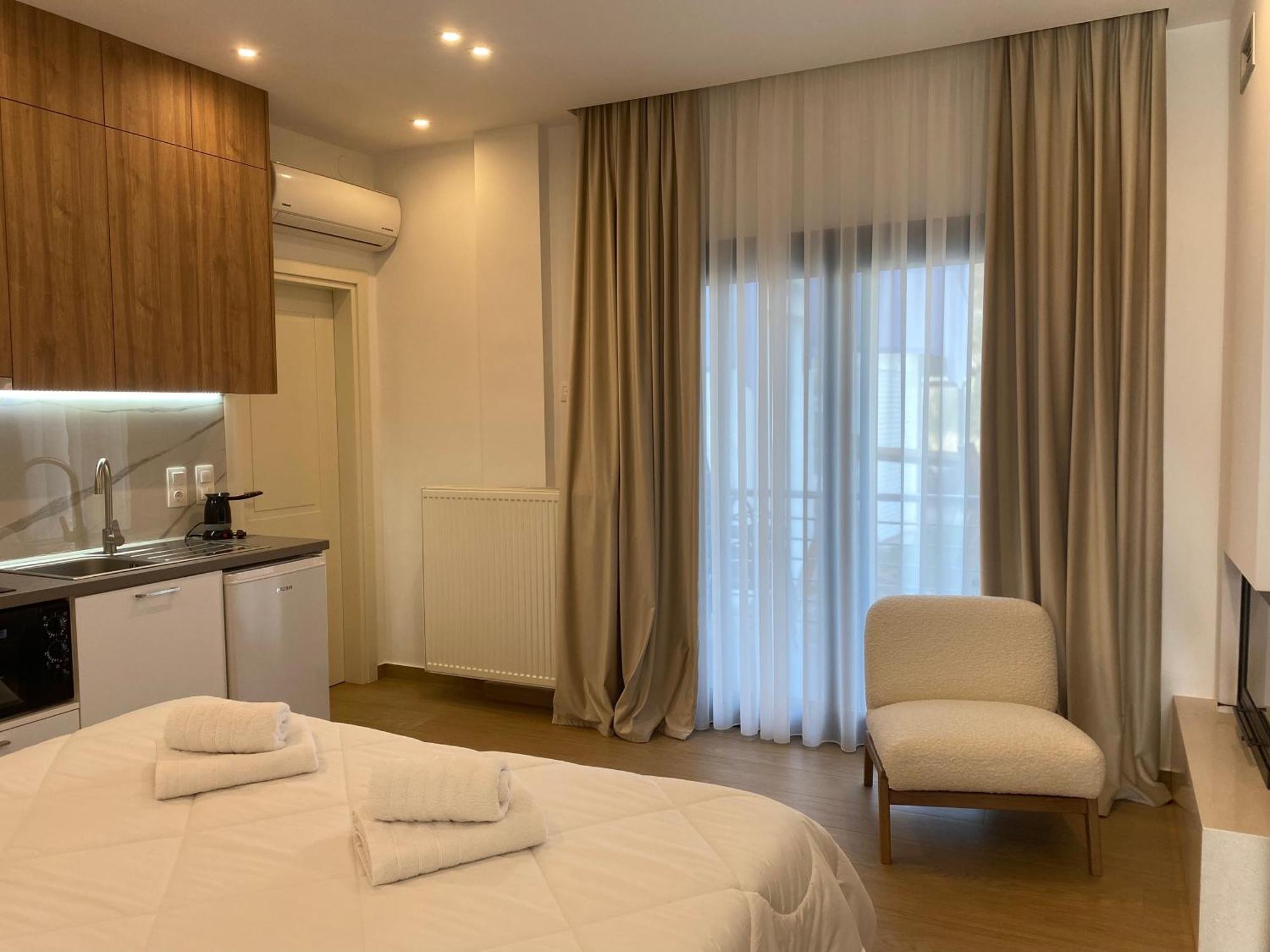 Lithos Apartment Loutraki  Bagian luar foto