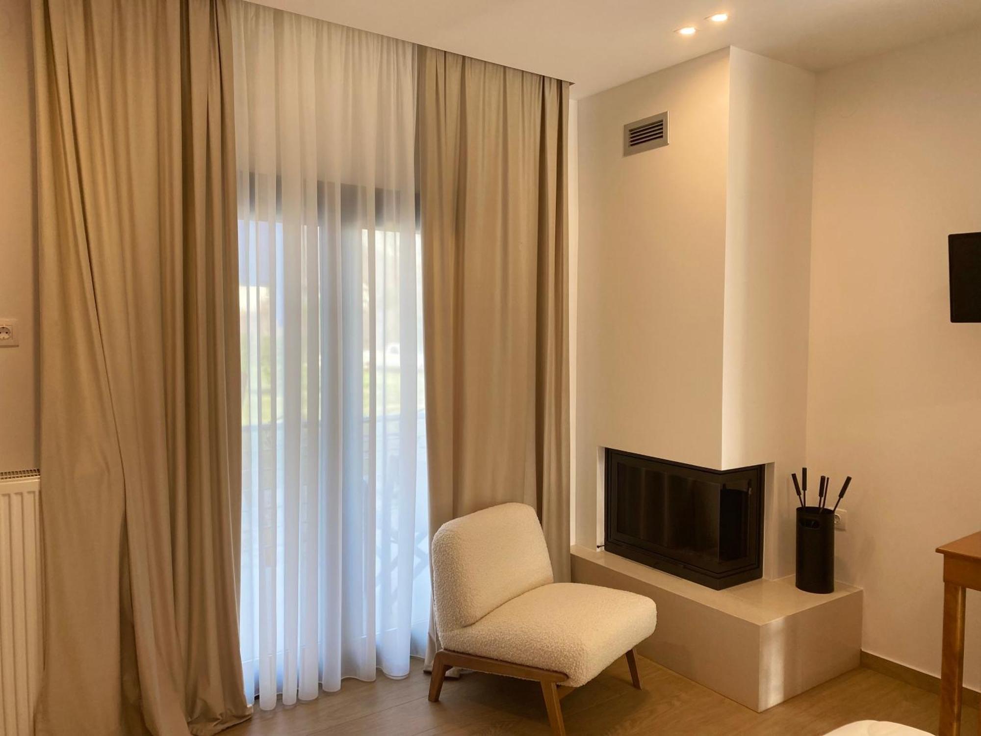 Lithos Apartment Loutraki  Bagian luar foto
