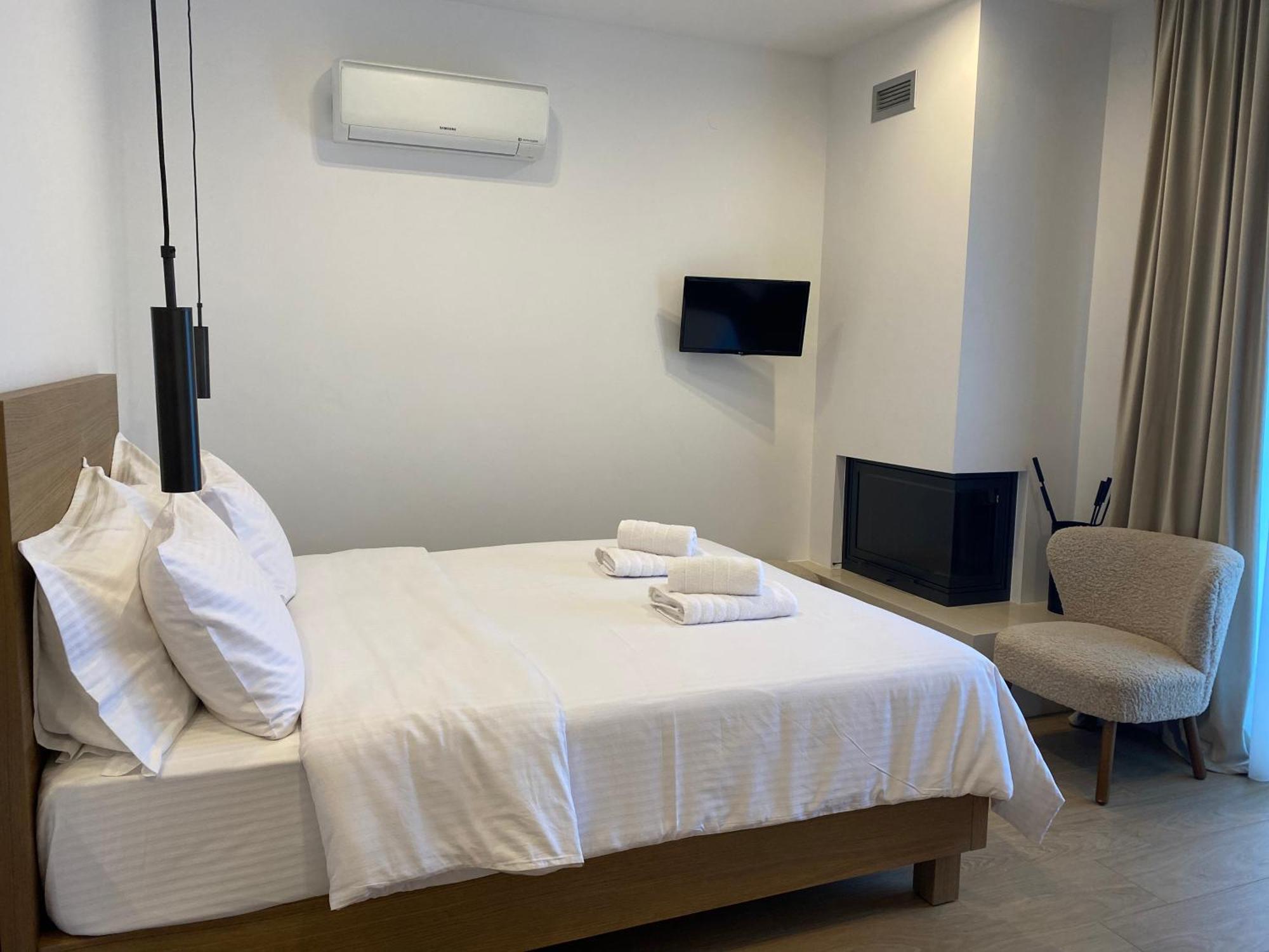 Lithos Apartment Loutraki  Bagian luar foto